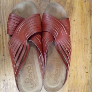 Yokono Women's 9.5 Brown Leather Strappy 2.5" Wedge Platform Sandals